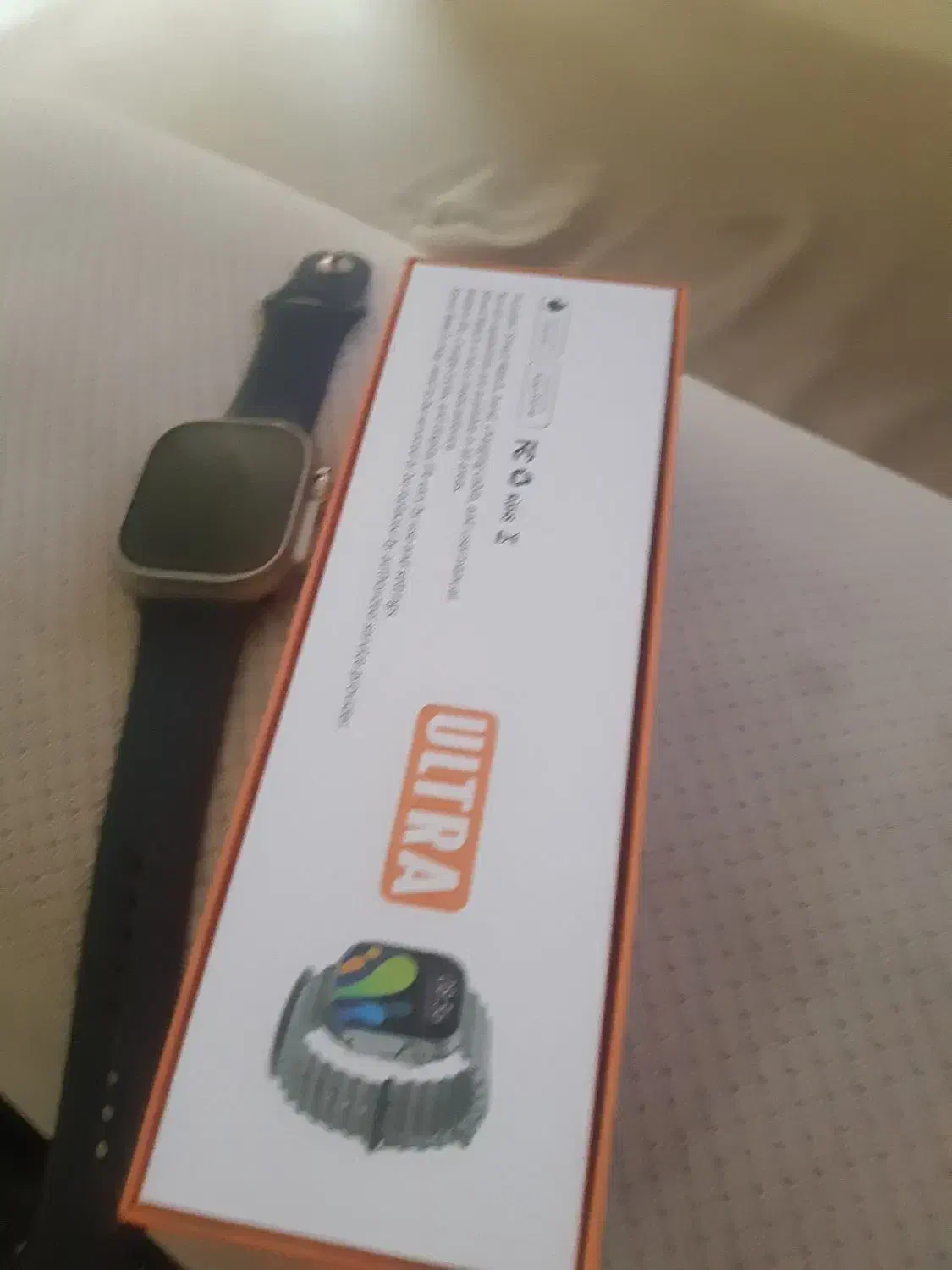 ساعت ابل واچ|ساعت|رشت, منظریه|دیوار