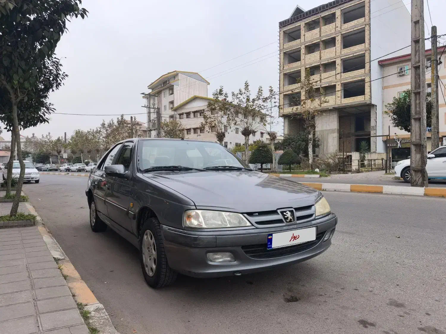 پژو پارس ۹۵ بی رنگ بی ضربه|خودرو سواری و وانت|رشت, کوی مهر|دیوار