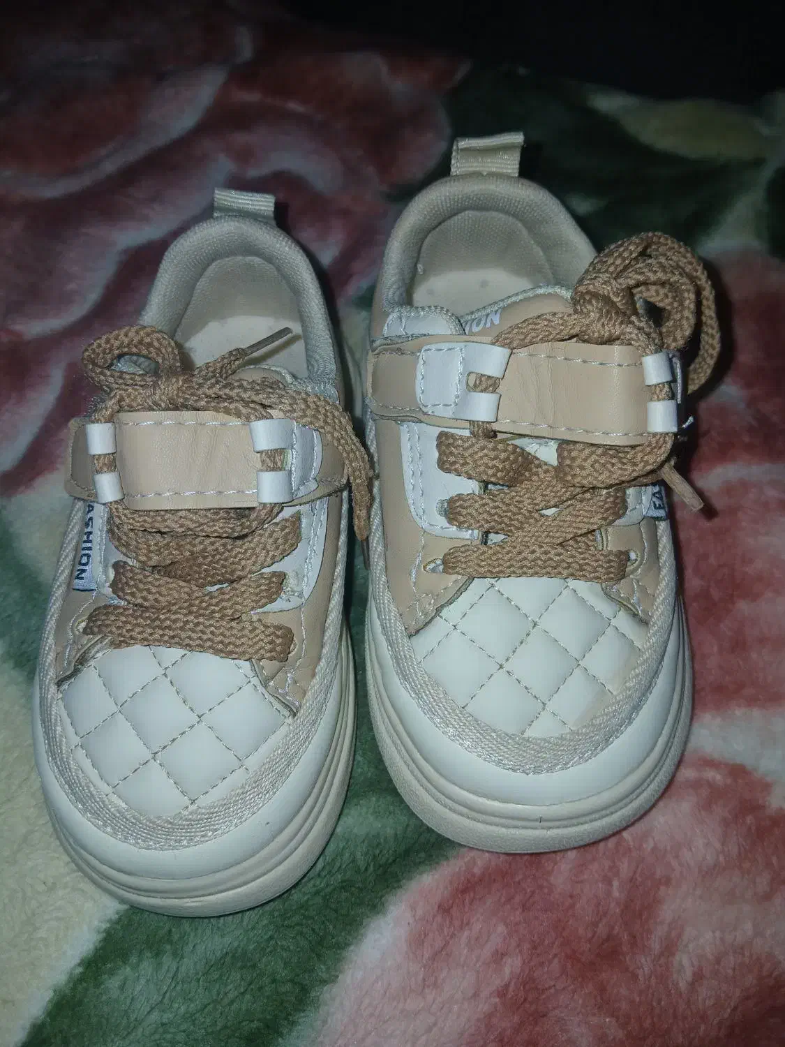 کتونی اسپرت بچگانه|کفش و لباس بچه|ماهدشت, |دیوار