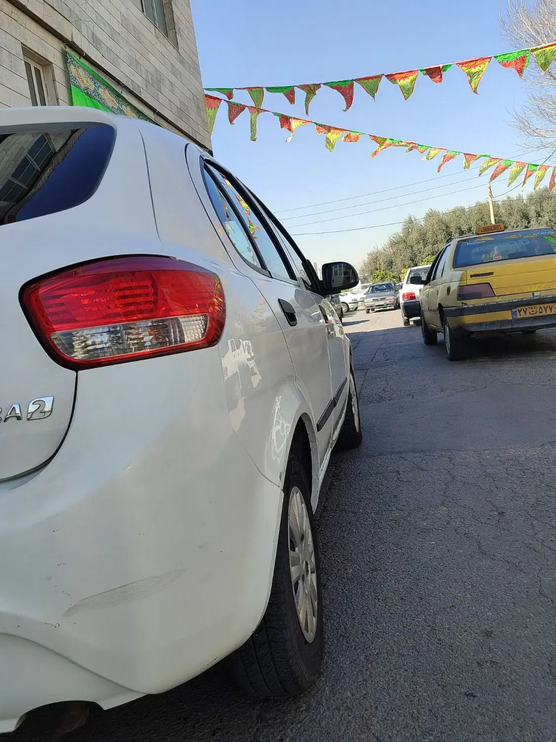 تیبا 2|خودرو سواری و وانت|شیراز, دباغ خانه|دیوار