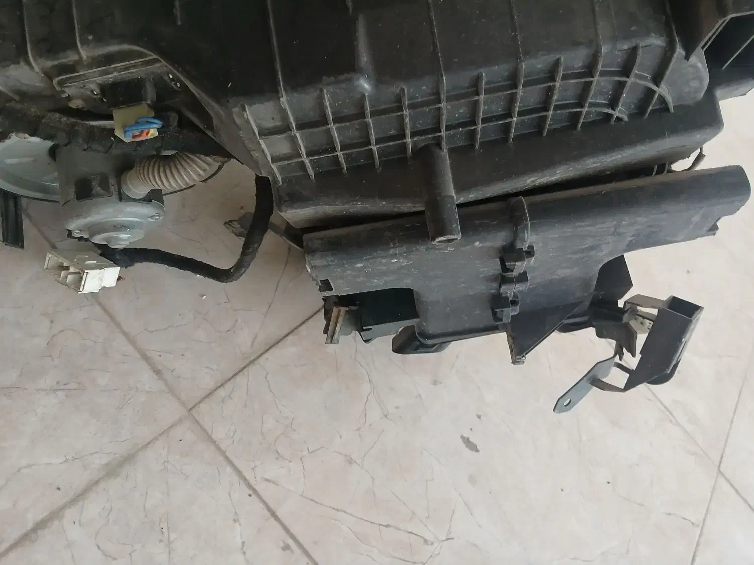 تعدادی لوازم استوک پژو پارس|قطعات یدکی و لوازم جانبی|کرمانشاه, |دیوار