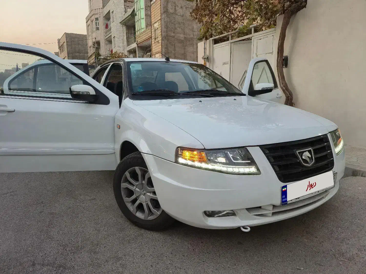 سمند سورن پلاس EF7 مدل 1400|خودرو سواری و وانت|هشتگرد, مدرس|دیوار