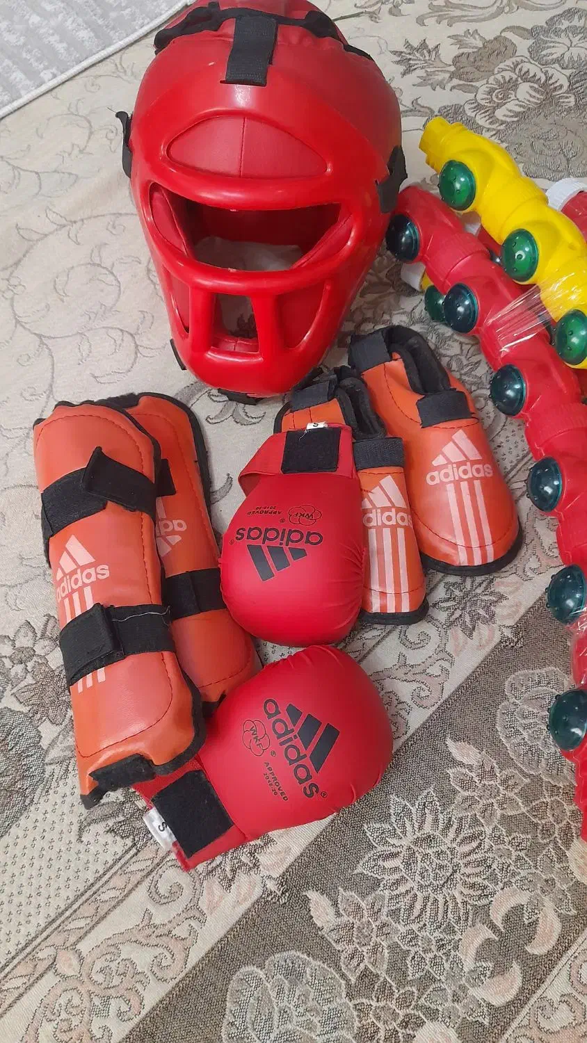 وسایل بوکس|تجهیزات ورزشی|اندیشه, شهرک کوثر|دیوار