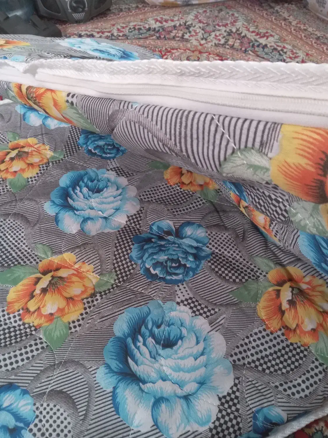 تشک الیافی قیمت ۸۰۰ تومن|رختخواب، بالش، پتو|مسجد سلیمان, |دیوار