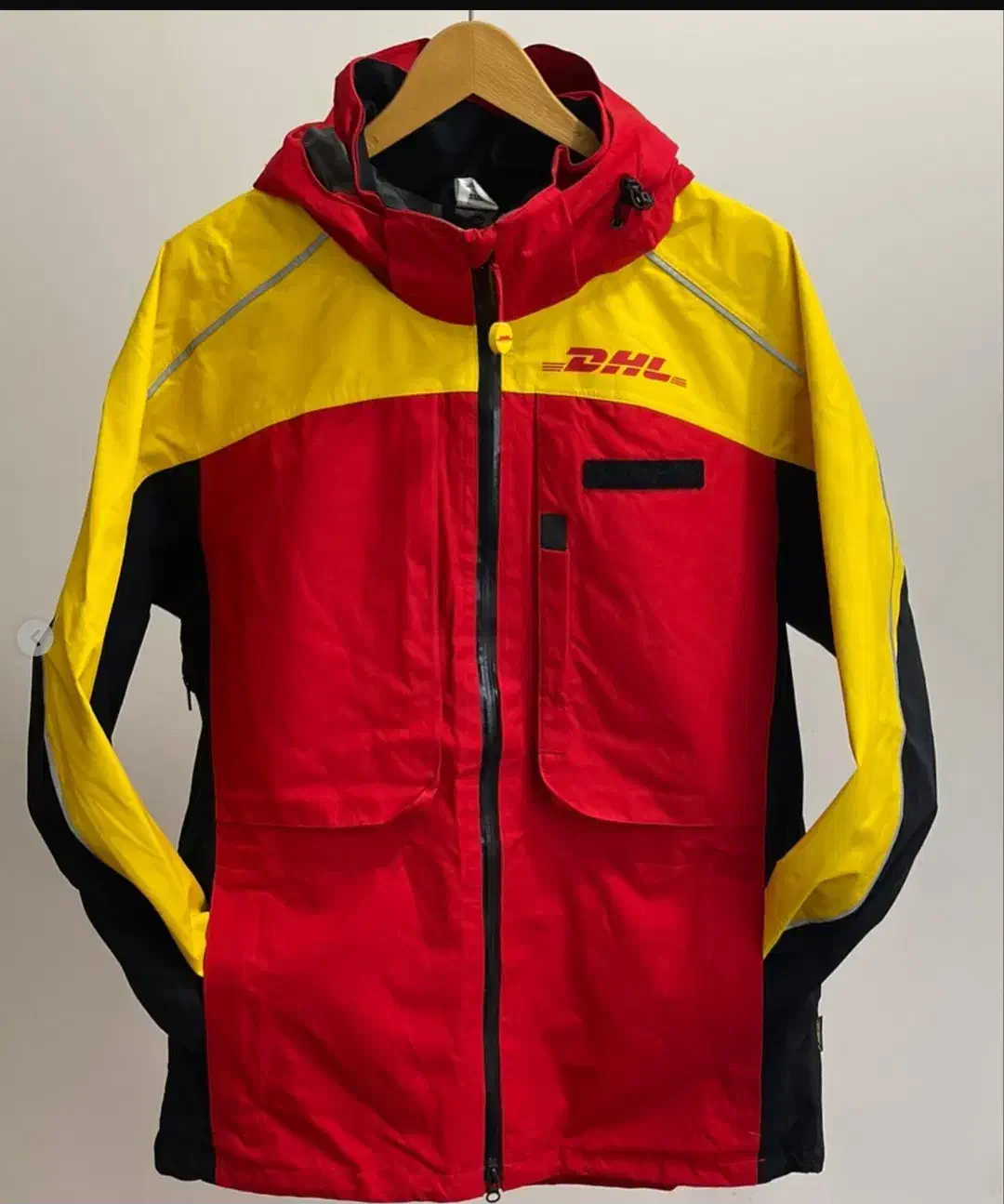 گرمکن برند DHL|لباس|تهران, فرودگاه مهرآباد|دیوار