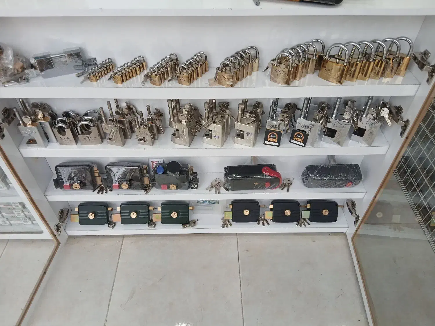 کلید وقفل سازی تخصصی میهمی|خدمات پیشه و مهارت|مریوان, |دیوار