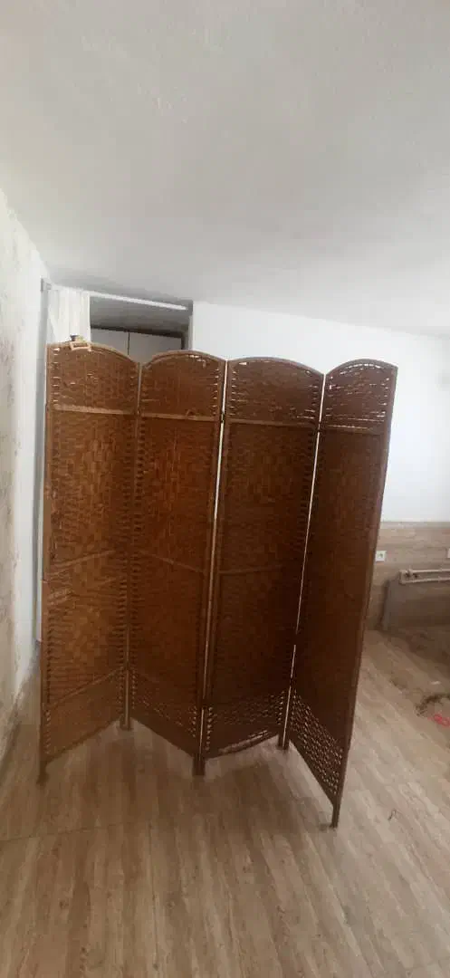 یک عدد پاراوان چوبی|مبلمان خانگی و میز عسلی|رشت, گلسار|دیوار