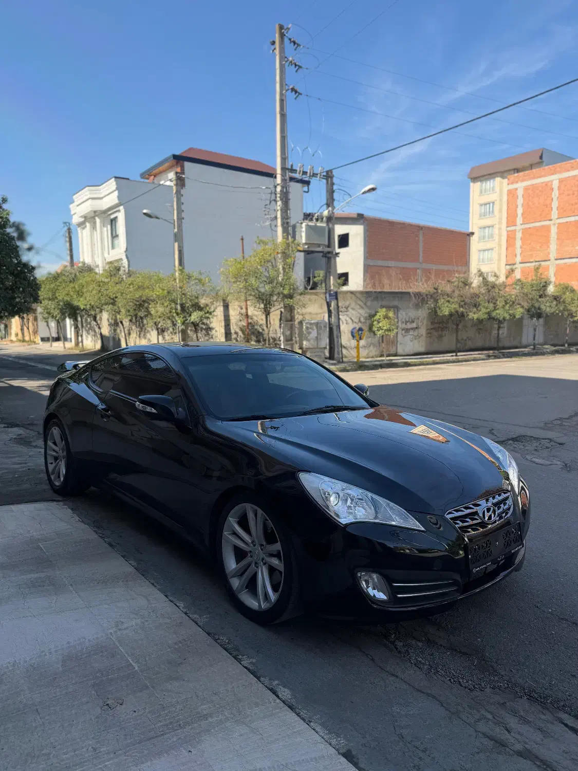 جنسیس کوپه 2011 بدون رنگ|خودرو کلاسیک|فریدون‌کنار, |دیوار