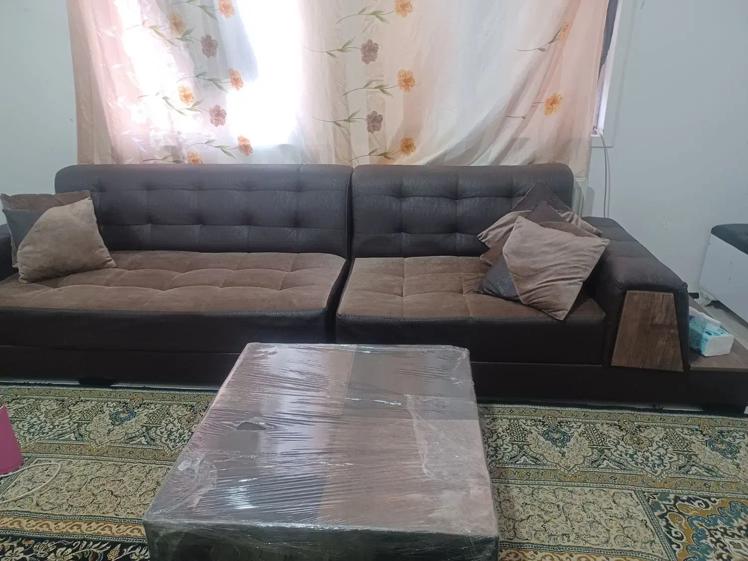 مبل ۵ نفره|مبلمان خانگی و میز عسلی|پرند, فاز ۳|دیوار