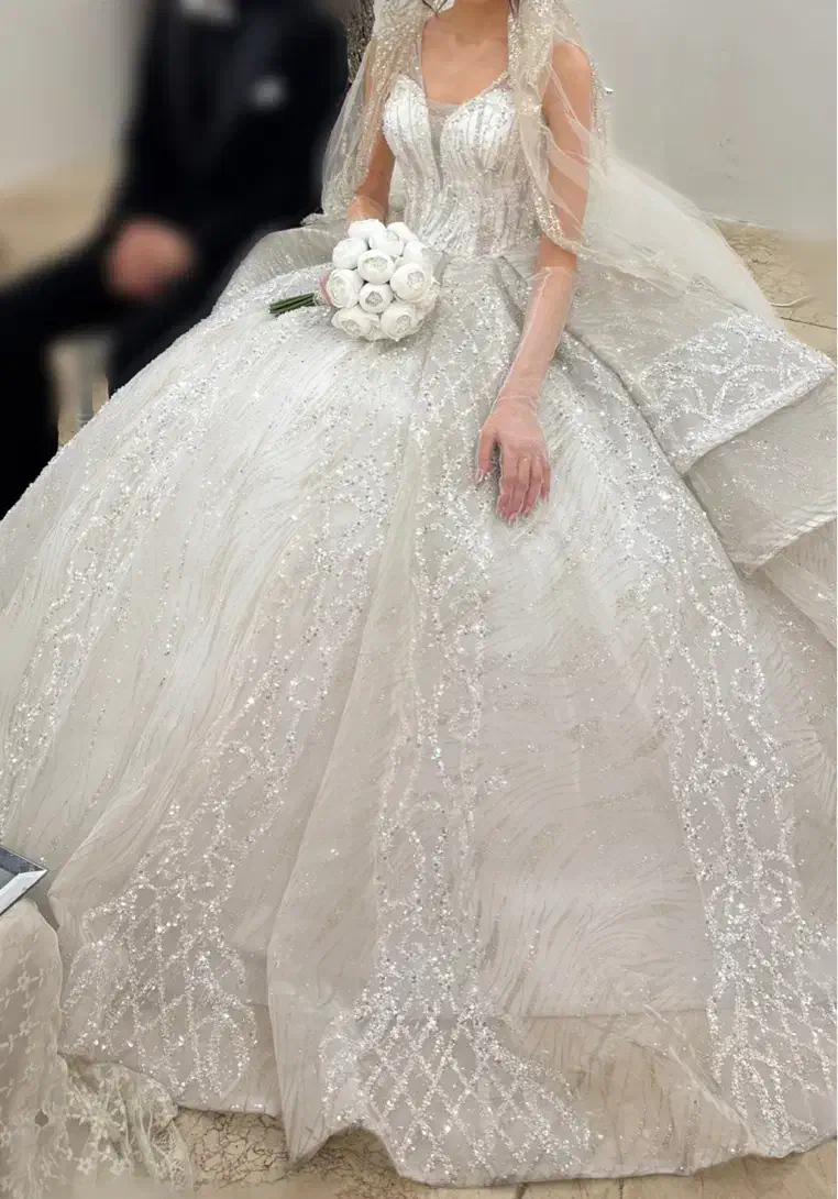 لباس عروس|لباس|ری, حمزه‌آباد|دیوار