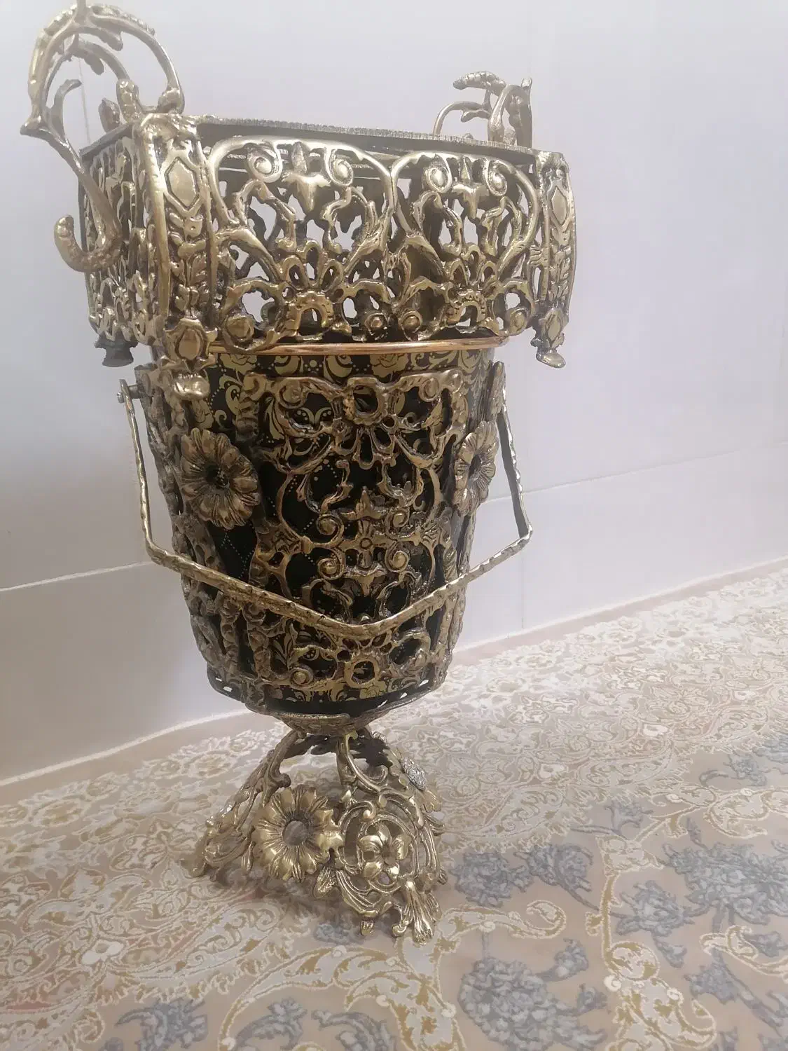 برنز. جادستمالی و سطل|صنایع دستی و سایر لوازم تزئینی|قم, پردیسان|دیوار