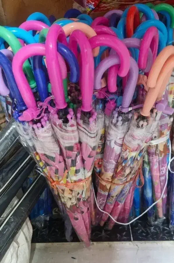 چتر بچگانه|اسباب‌‌بازی|قروه, |دیوار