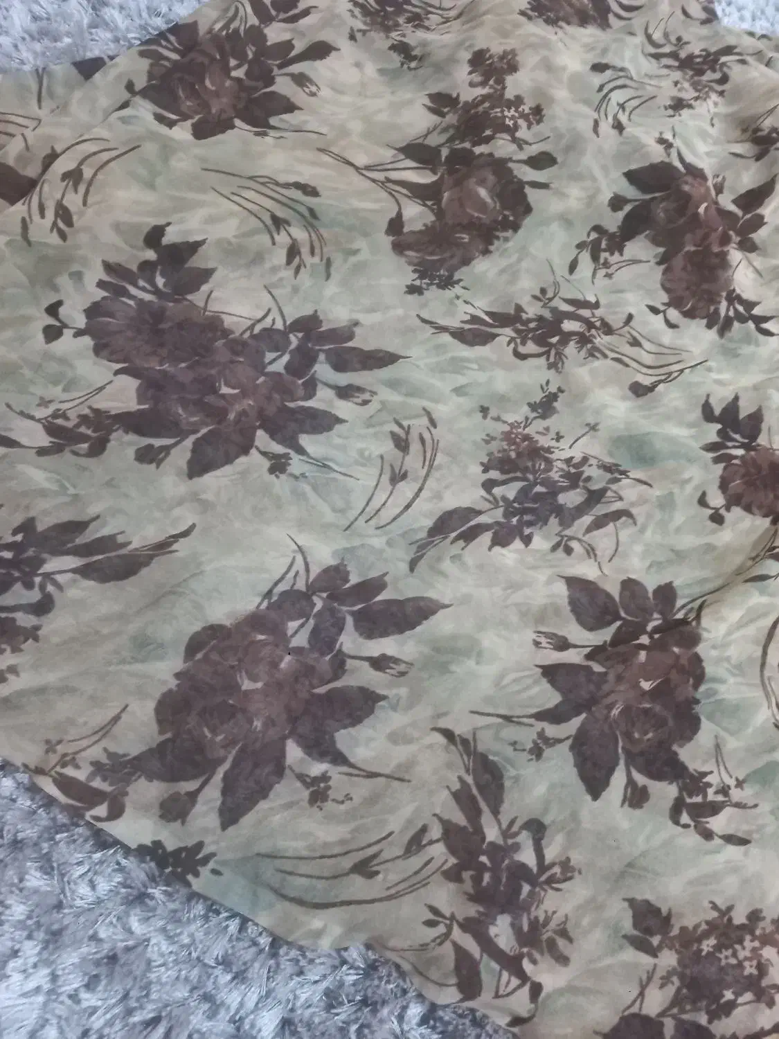 چادرحریر|لباس|ورامین, ورامین|دیوار