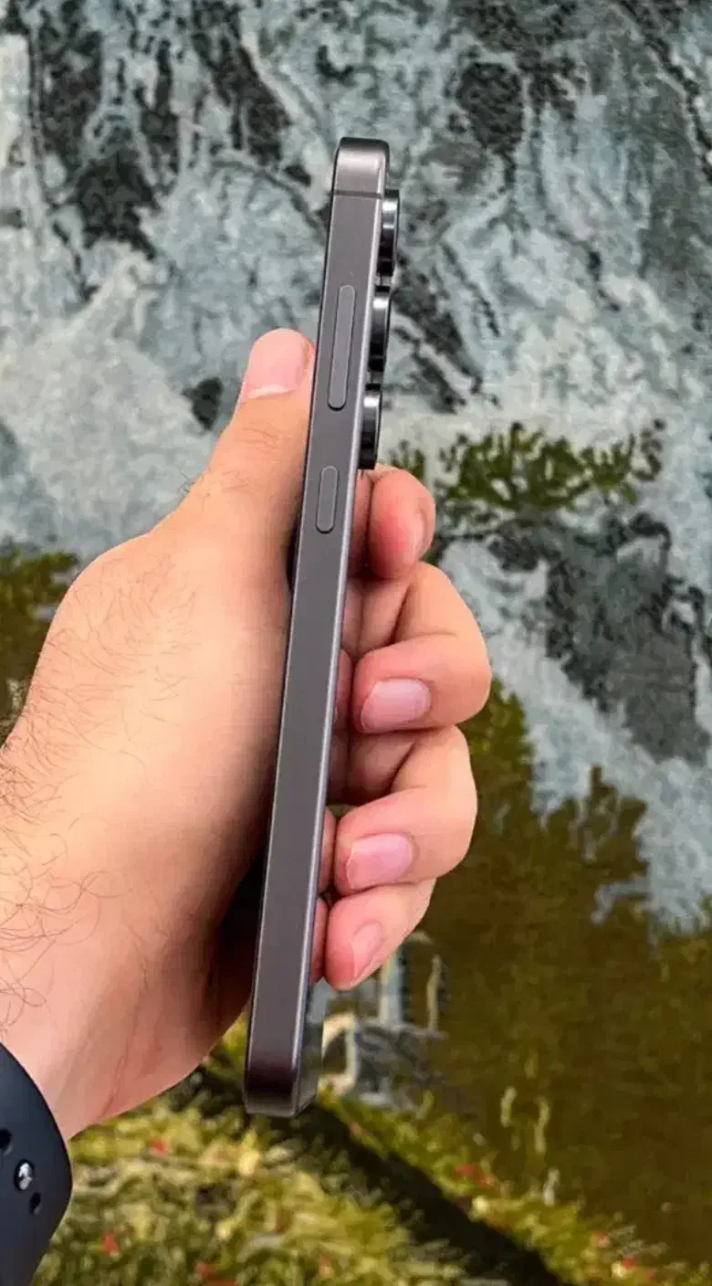 S24fe درحد اک|موبایل|بروجرد, |دیوار