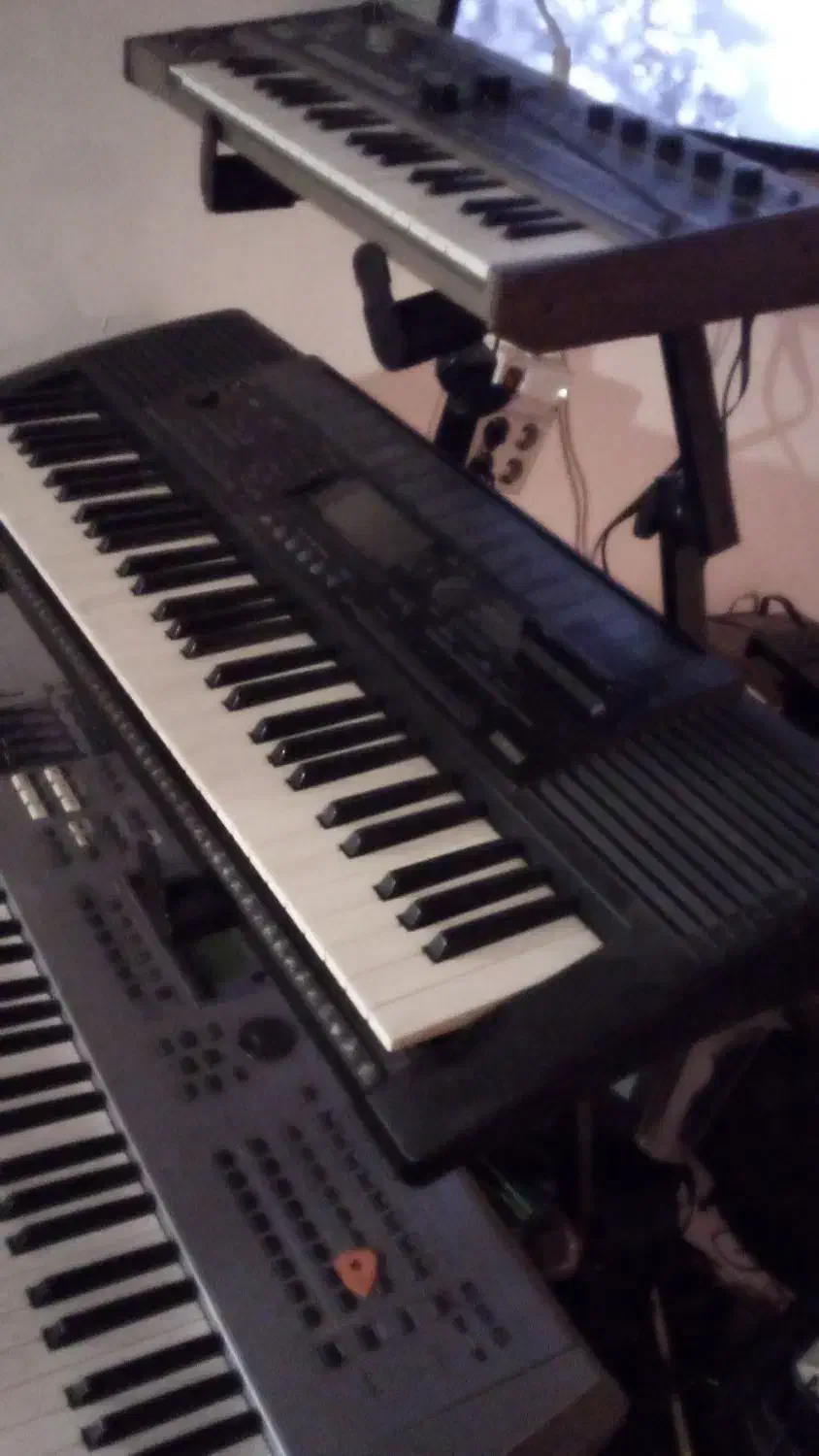 yamaha psr320 با گروه اتاماتیک|پیانو، کیبورد، آکاردئون|نهاوند, |دیوار