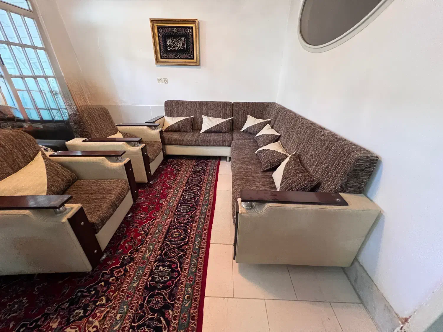 مبل ۸ نفره چوب و چرم|مبلمان خانگی و میز عسلی|کاشان, امیرکبیر|دیوار