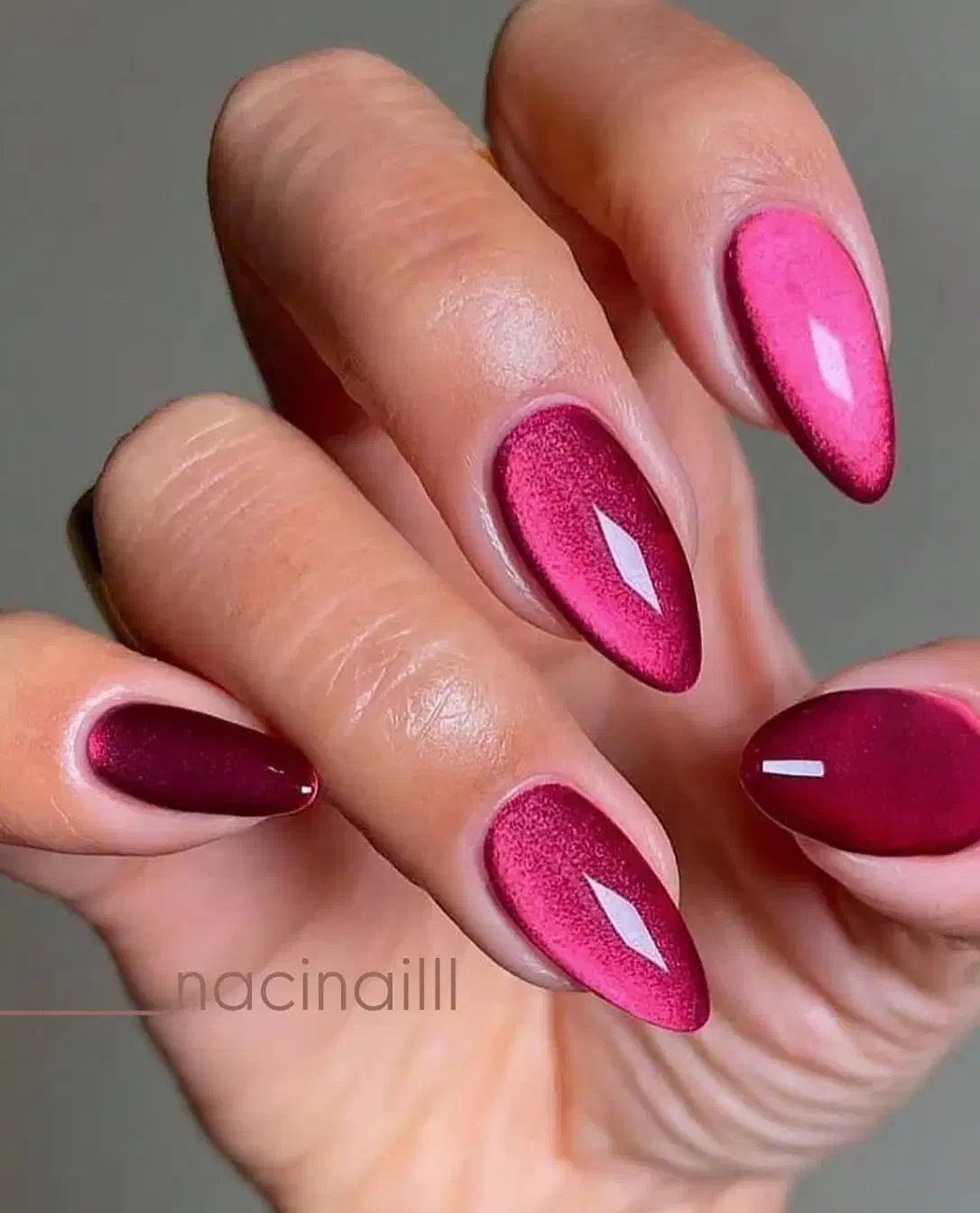 ترمیم ناخن ۳۰۰|خدمات آرایشگری و زیبایی|رشت, آب و برق|دیوار