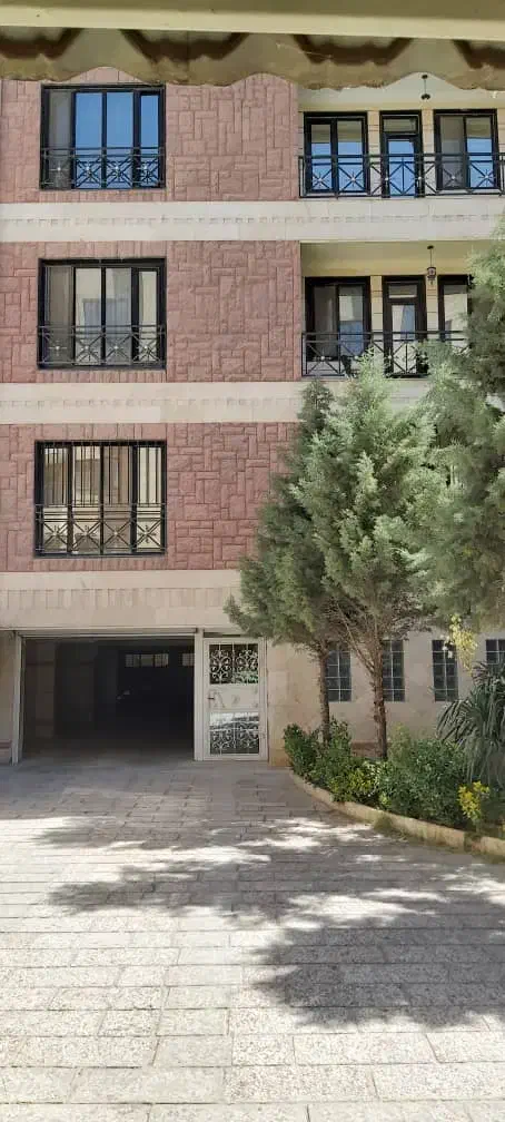 رهن آپارتمان بلوار ارم