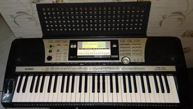 ارگ یاماها مدل psr-550|پیانو، کیبورد، آکاردئون|ایلام, |دیوار