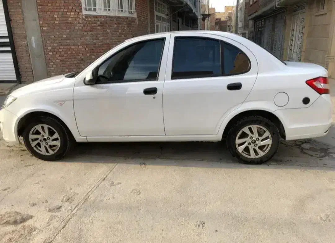 ساینا 98 معمولی فروش یا معاوضه با ساینا 1403|خودرو سواری و وانت|پارس‌آباد, |دیوار