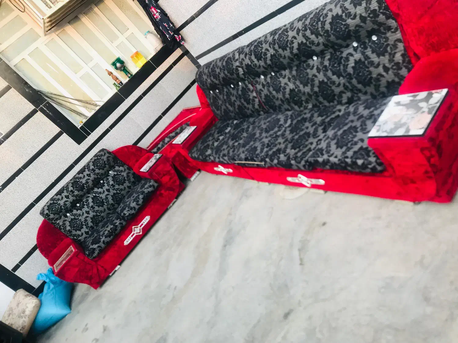 مبل ۷ نفره در حد نو باغملک|مبلمان خانگی و میز عسلی|باغ ملک, |دیوار