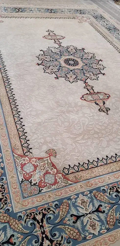 دو تخته فرش ۹متری ۱۰۰۰شانه بهشتی تبریز|فرش|تهران, آشتیانی|دیوار