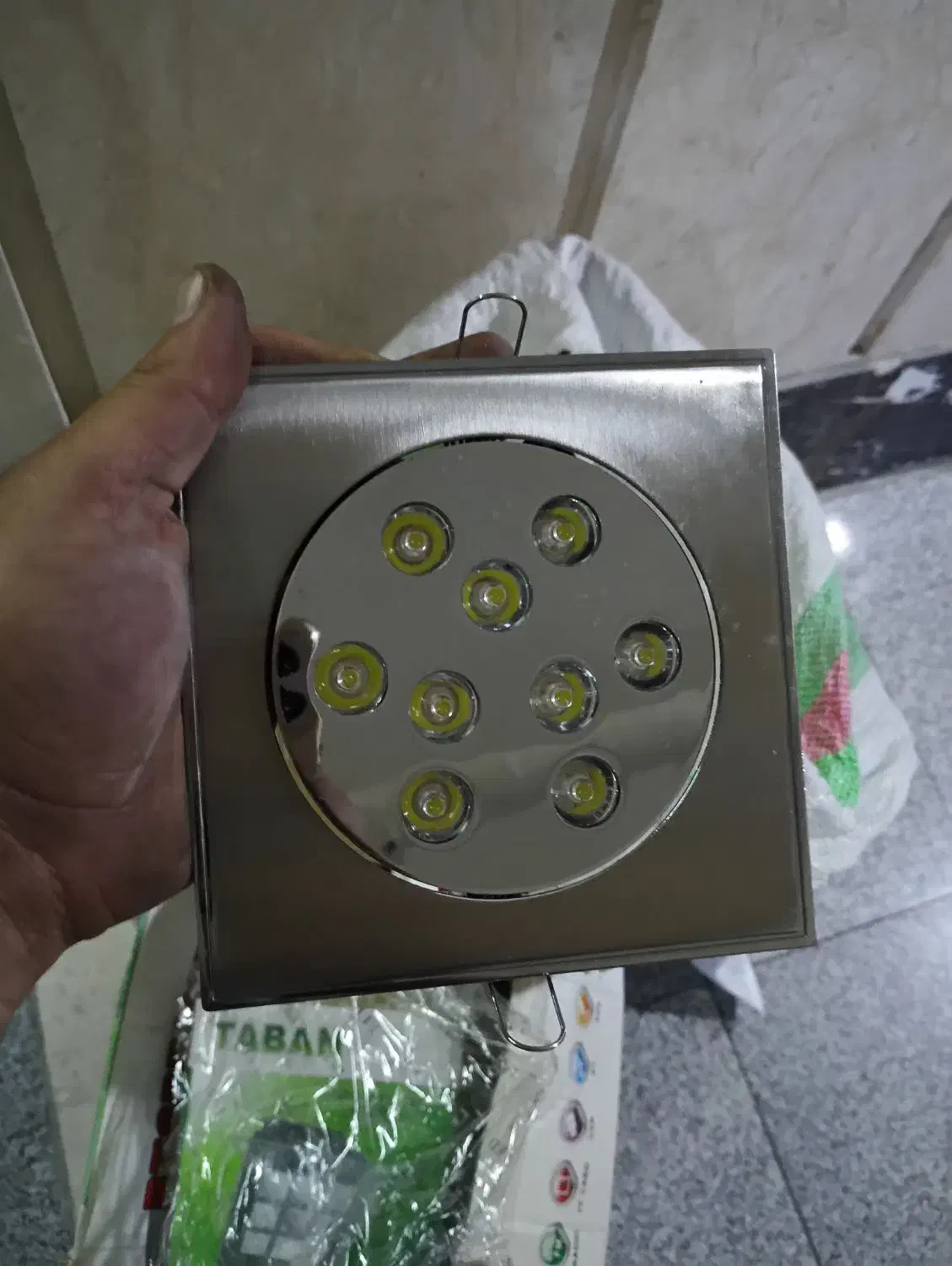 هالوژن 9وات خارجی|لامپ و چراغ|سنندج, |دیوار