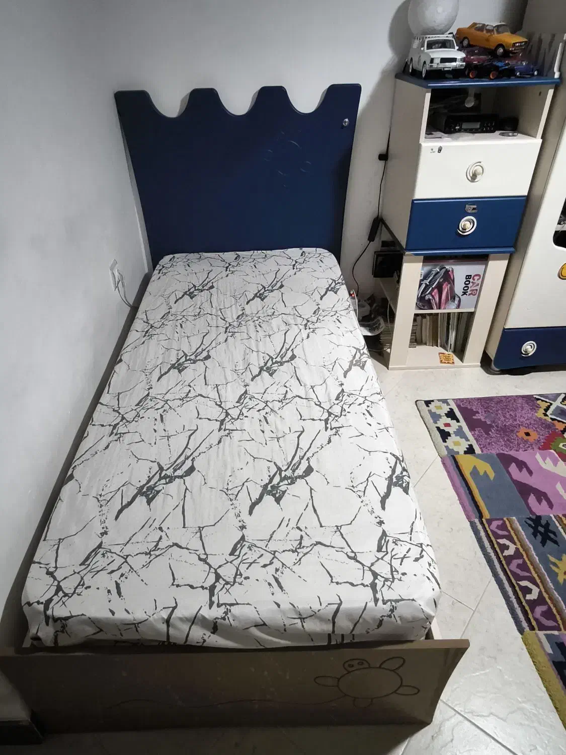 تخت و کمد و کتابخانه نوجوان|تخت و سرویس خواب|لاهیجان, شهید آوینی|دیوار