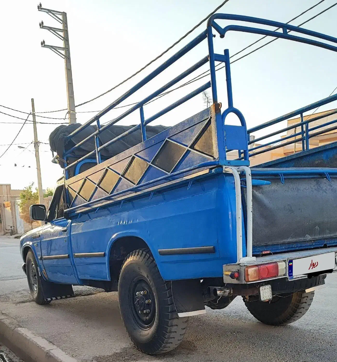 نیسان مدل ۸۱ دوگانه سوز|خودرو سواری و وانت|مرودشت, فیروزی|دیوار