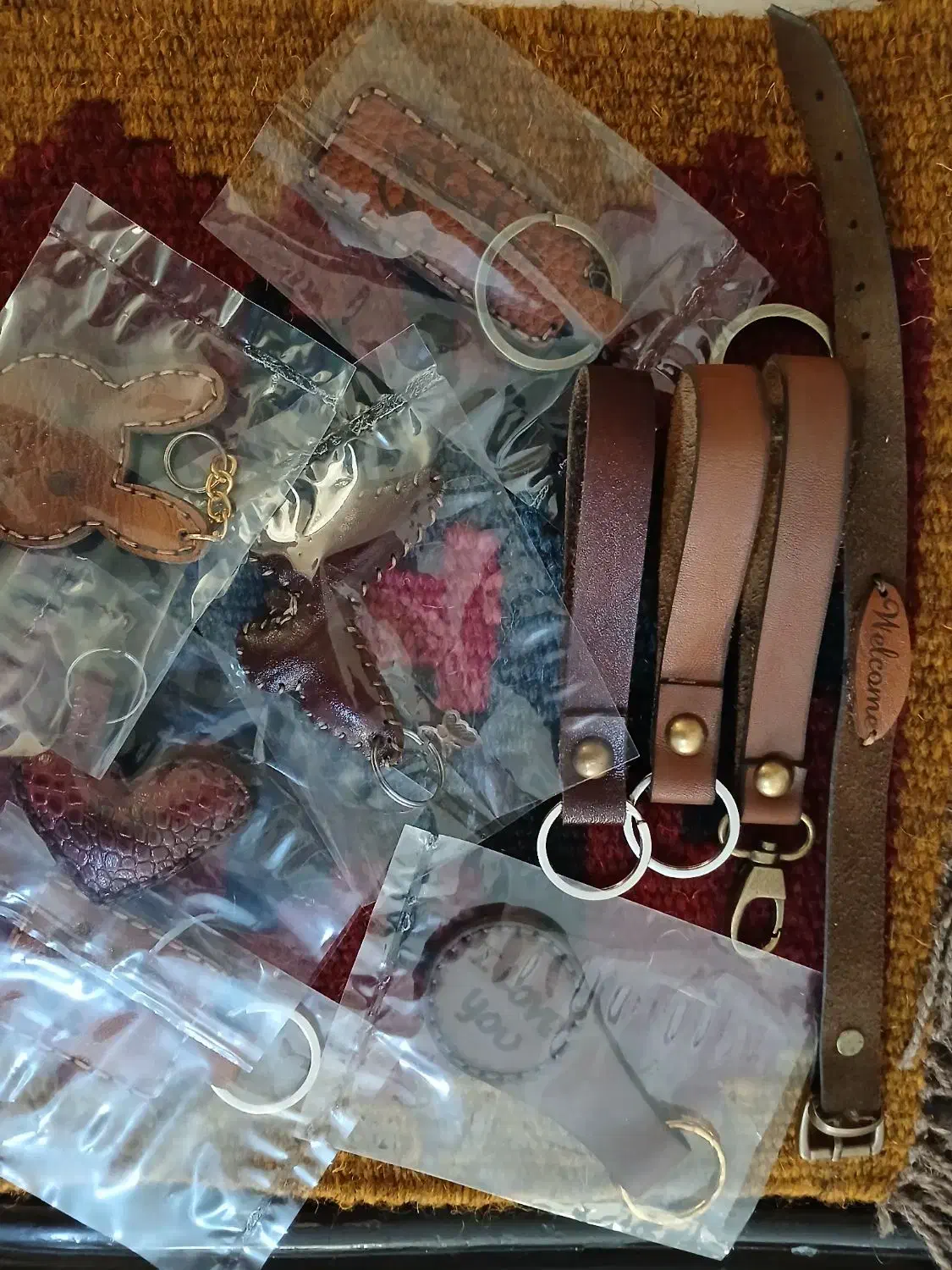 جاکلیدی چرم دستدوز|صنایع دستی و سایر لوازم تزئینی|شازند, |دیوار