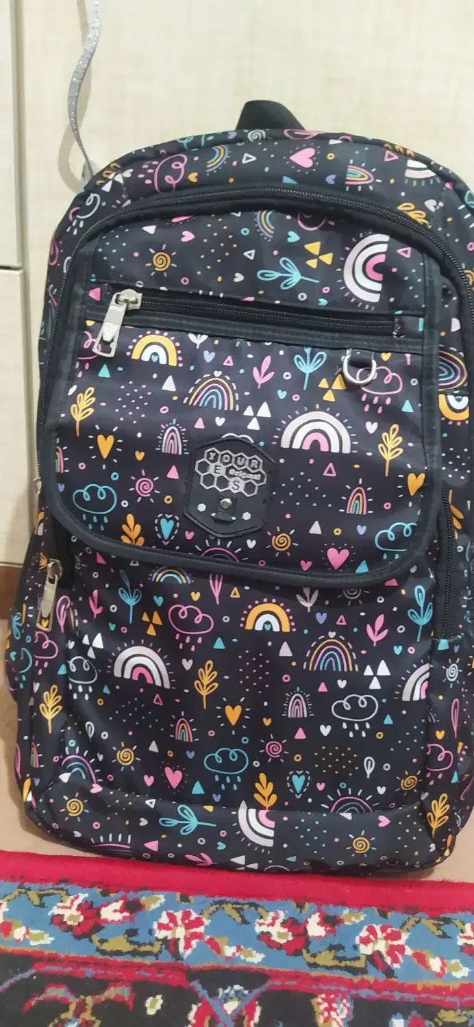 کوله پشتی مدرسه(دخترانه)|کیف، کفش، کمربند|مراغه, |دیوار