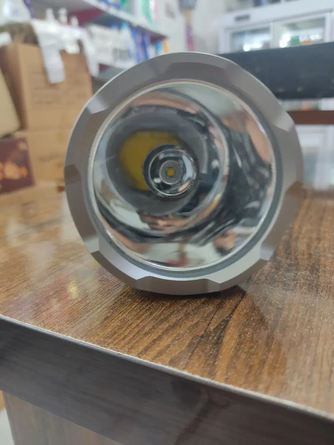 چراغ قوه بسیار قوی اسمال سان مدل تی ۱۷۰|کوهنوردی و کمپینگ|گنبد کاووس, |دیوار