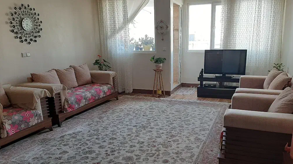 منزل مبله صدرا|اجارهٔ کوتاه‌مدت آپارتمان و سوئیت|صدرا-فارس, فاز ۱|دیوار