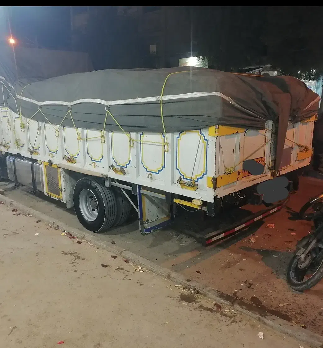 چادر کامیونت. کامیون. الوند فورس و غیره.|قطعات یدکی و لوازم جانبی|شیراز, پودنک|دیوار