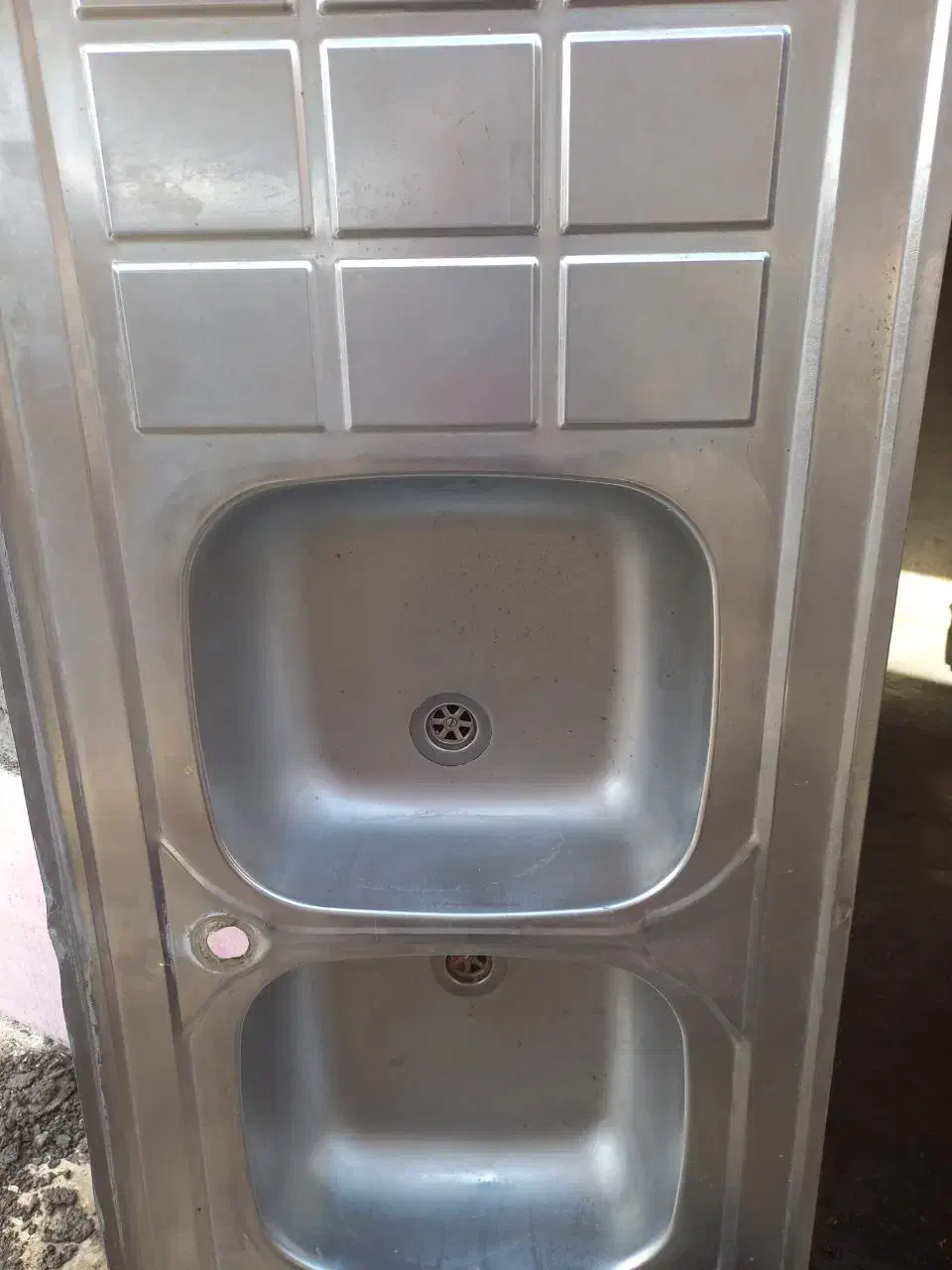 سینک|آب‌چکان و نظم‌دهنده ظروف|نیمروز, |دیوار