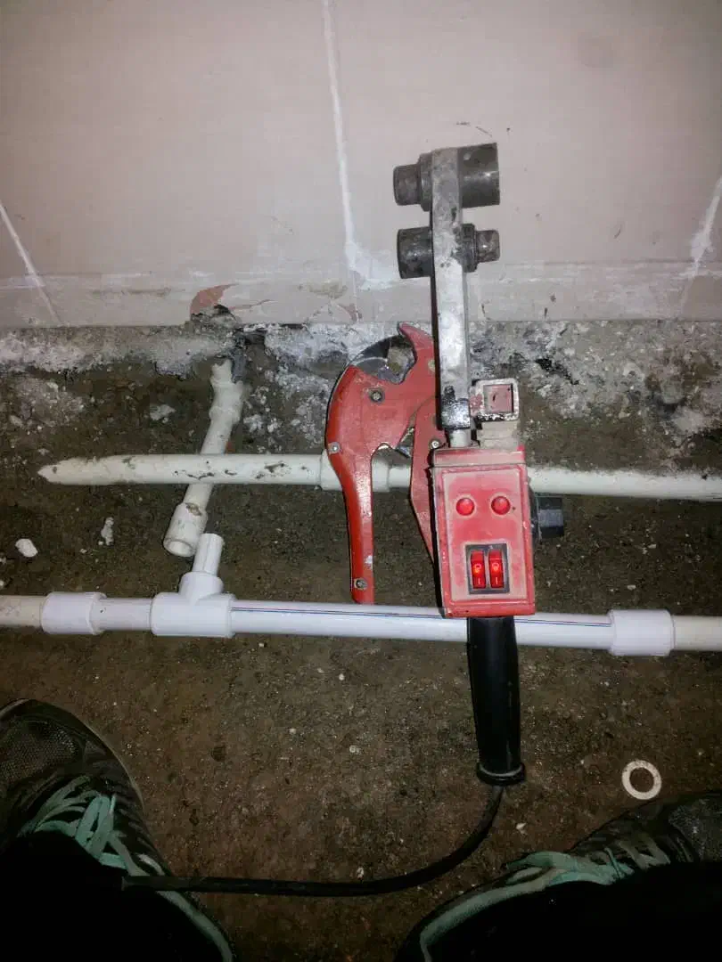 تاسیسات تشخیص ترکیدگی لوله کشی رفع نم در کل تهران|خدمات پیشه و مهارت|تهران, تهرانپارس شرقی|دیوار