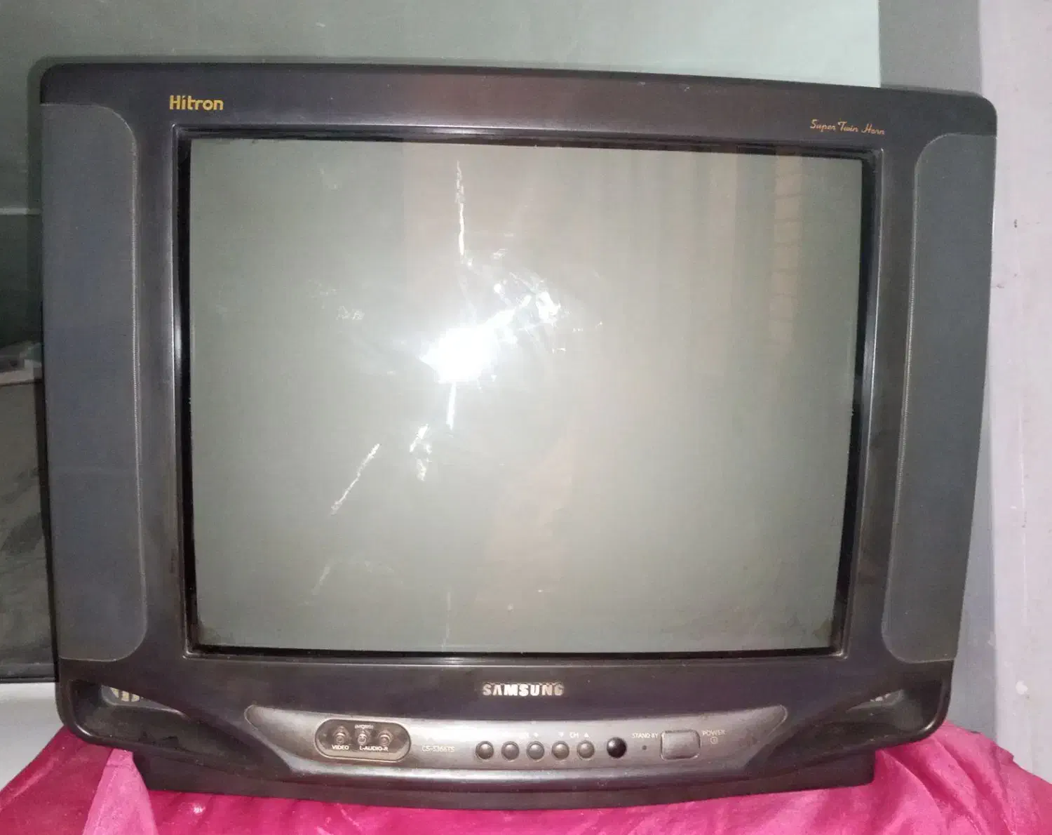 تلویزیون سامسونگ|تلویزیون و پروژکتور|فولادشهر, B4|دیوار