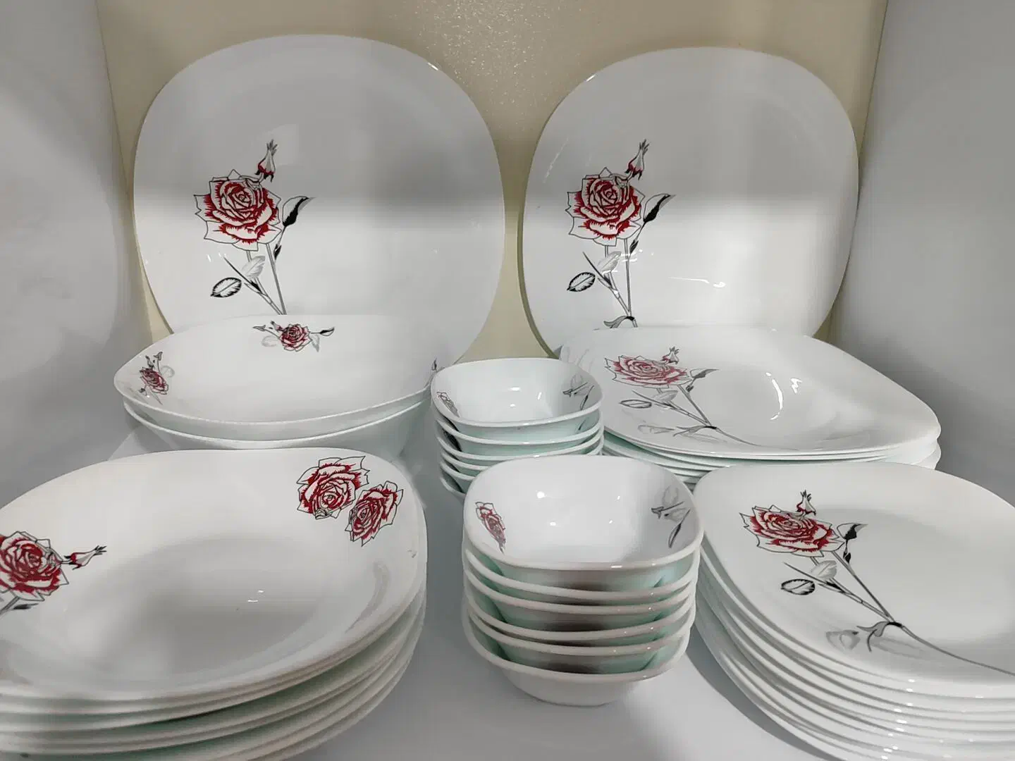 ظروف آشپزخانه|ظروف سرو و پذیرایی|اردبیل, |دیوار