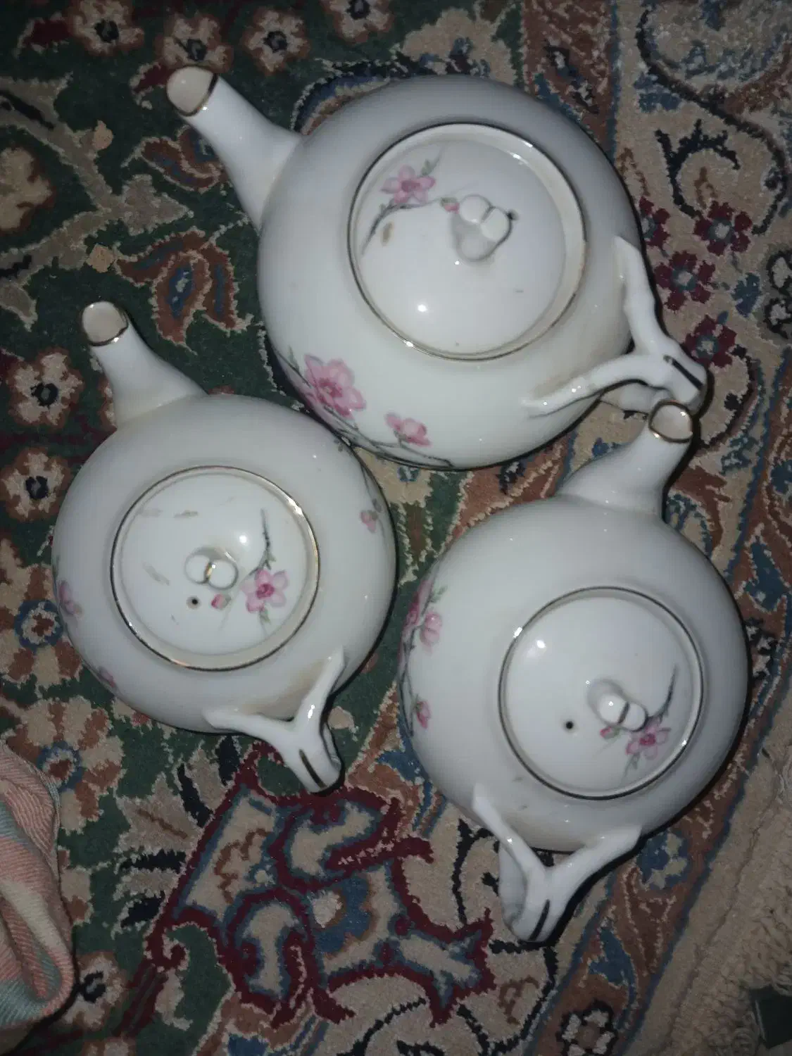 غوری چینی قدیمی|کلکسیون اشیاء عتیقه|یزد, |دیوار