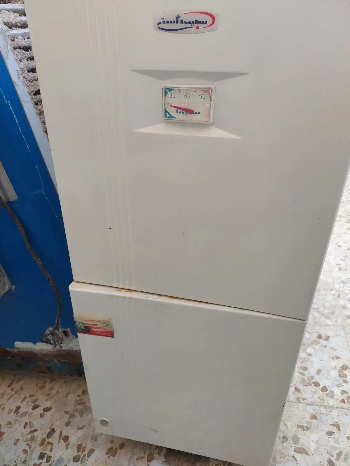 آبگرمکن دیواری|آبگرمکن، پکیج، شوفاژ|کاشان, فاز ۲ ناجی آباد|دیوار