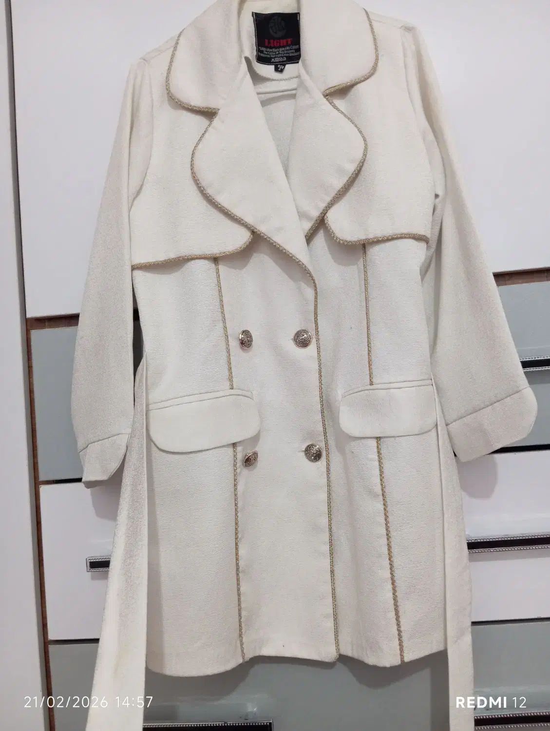 مانتو کتی|لباس|بروجرد, |دیوار