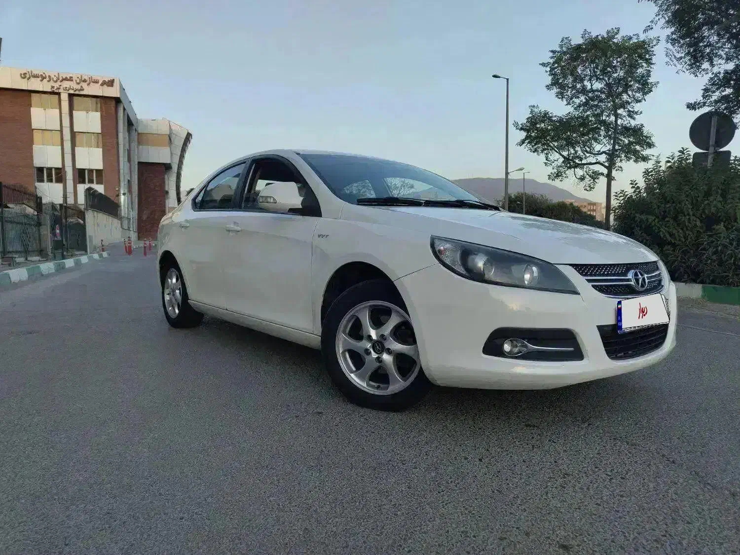 جک j5 دنده بیرنگ استثنائی فوری|خودرو سواری و وانت|کرج, شاهین‌ویلا|دیوار