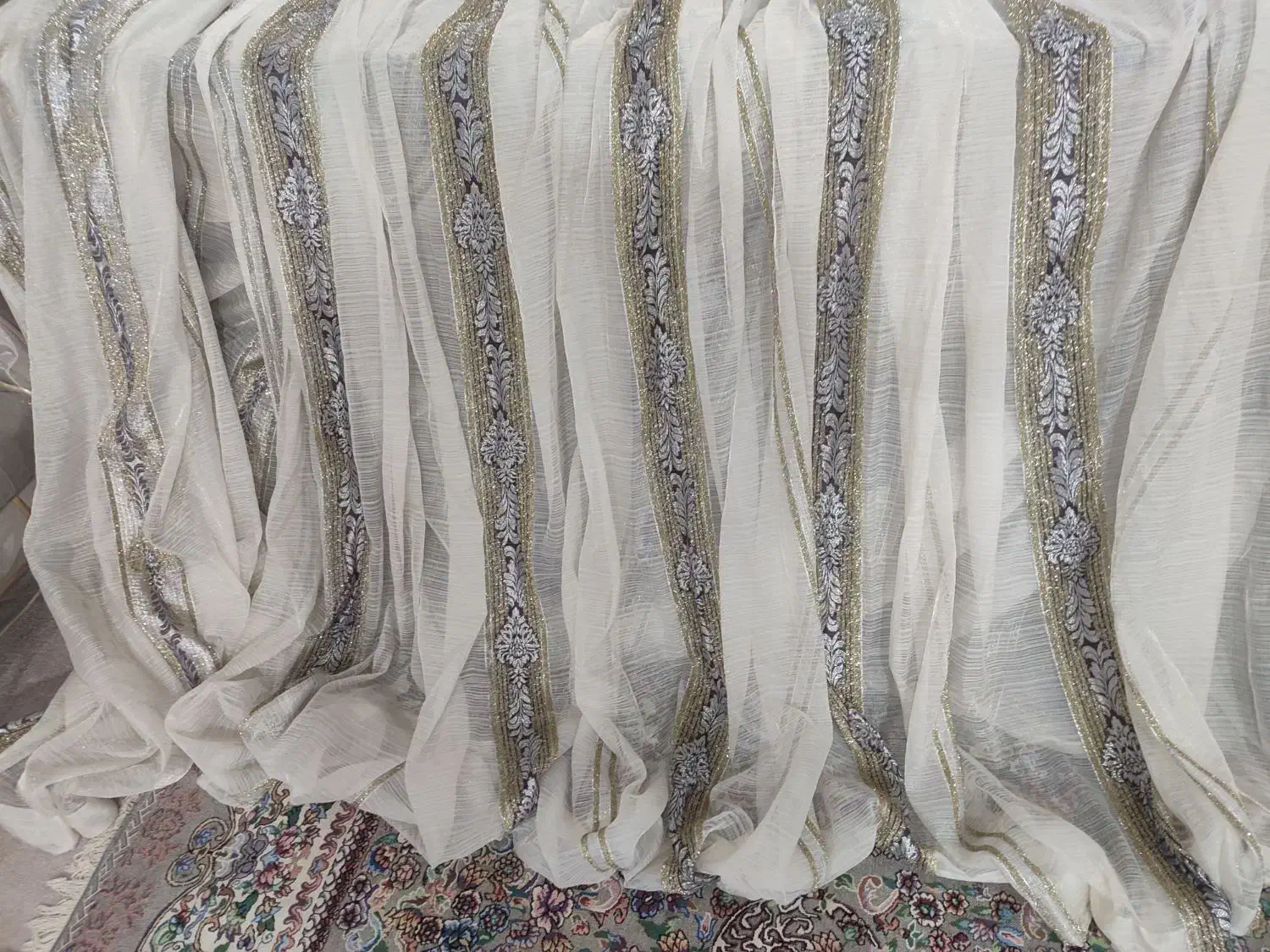 پرده|پرده، رانر، رومیزی|ایوان, |دیوار