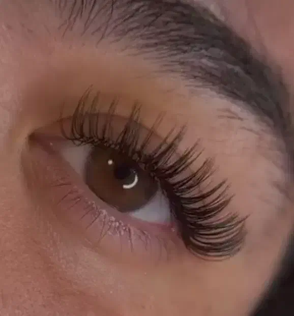 اکستشن مژه فریال|خدمات آرایشگری و زیبایی|فولادشهر, B7|دیوار