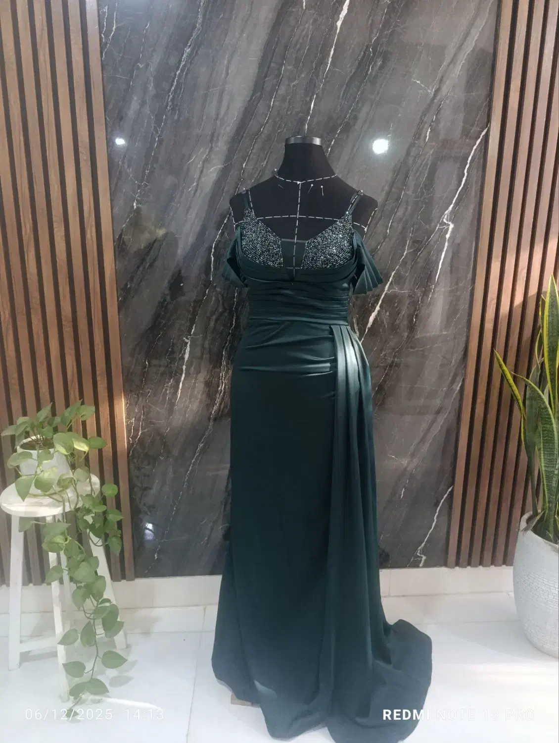 لباس مجلسی سنگدوزی مناسب برای شب یلدا|لباس|نیشابور, شریعتی|دیوار