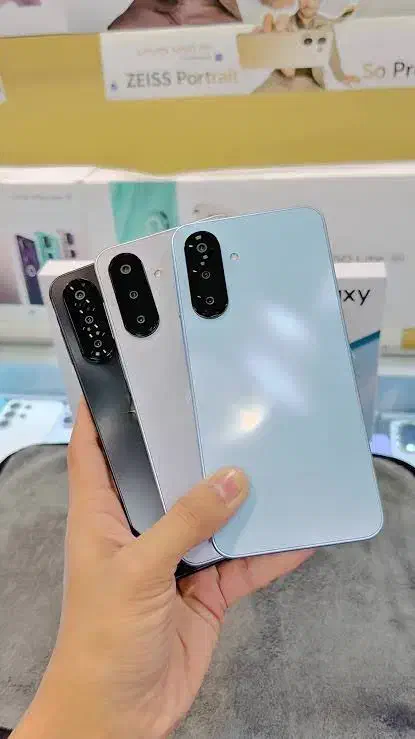 Samsung A17 128/4 خرید قسطی بدون چک|موبایل|اصفهان, گلزار|دیوار