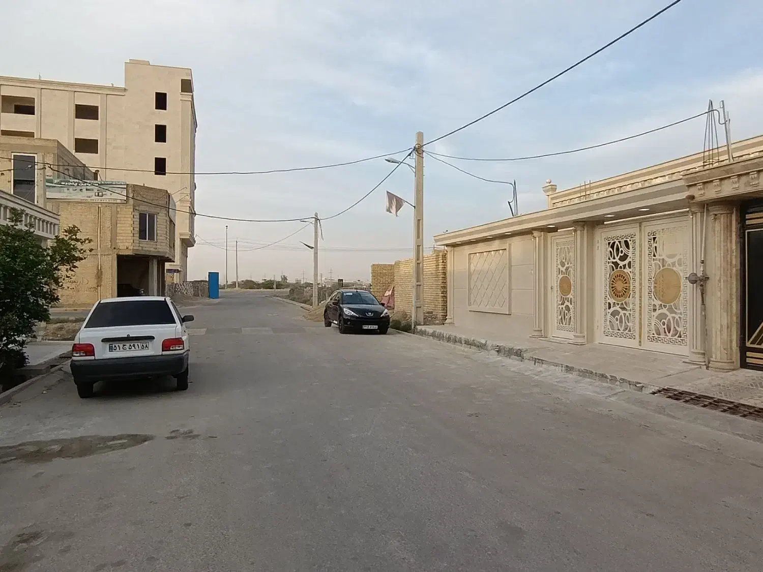 خانه سربست سر خیابان 12متری نظامی دوپلاک تااتوبان|فروش خانه و ویلا|بندر گناوه, |دیوار