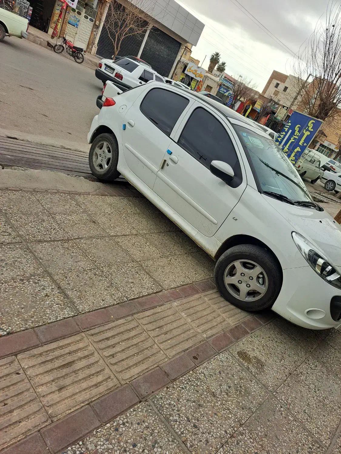 پژو207|خودرو سواری و وانت|سیرجان, |دیوار