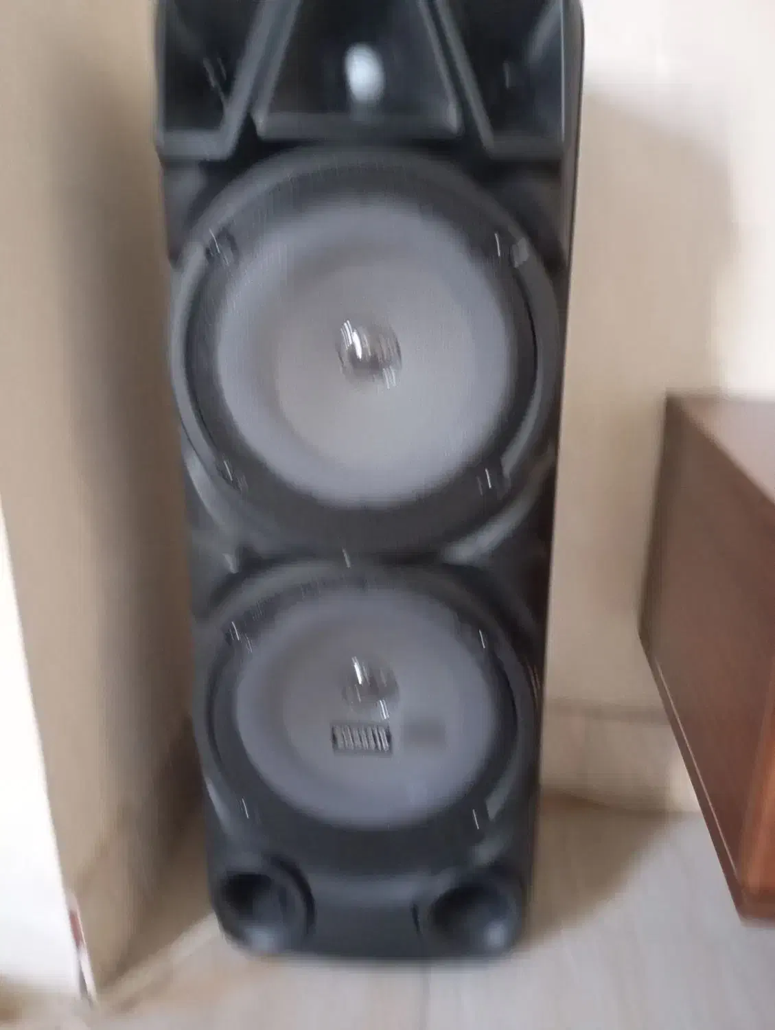 اسپیکر|سیستم صوتی خانگی|رباطکریم, رباطکریم|دیوار