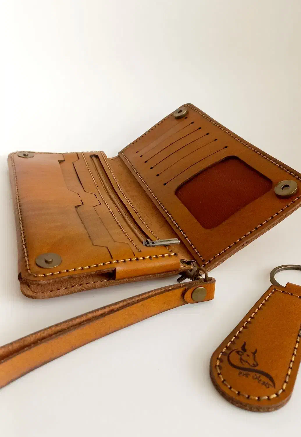 کیف پول چرم طبیعی کاملا نوی نو|کیف، کفش، کمربند|اصفهان, گلزار|دیوار